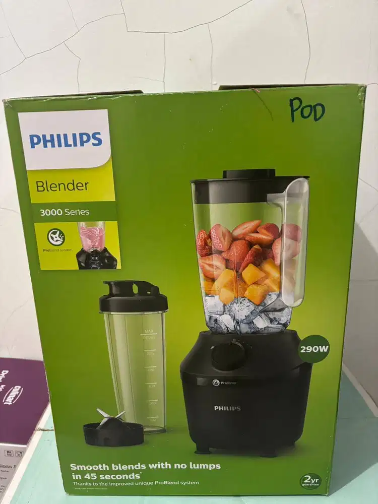 Blender Philips 290 W 3000 Series warna hitam