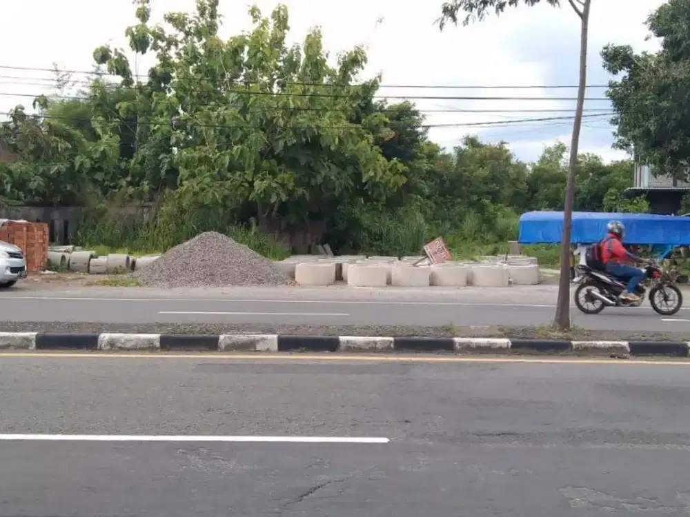 Tanah Pekarangan Luas 1200m² Pinggir Jalan Sukoharjo