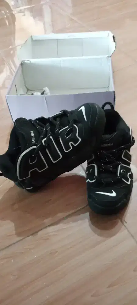 Nike up tiempo x ambush