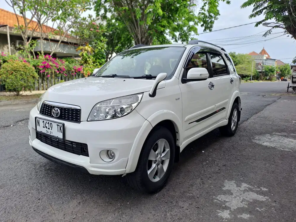 Toyota Rush 2014 Bensin
