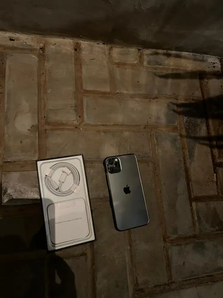 iphone 11 pro 256gb terbayang baru