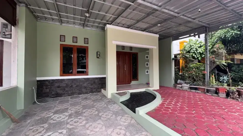 Rumah di grand Pinus regency siap huni murah