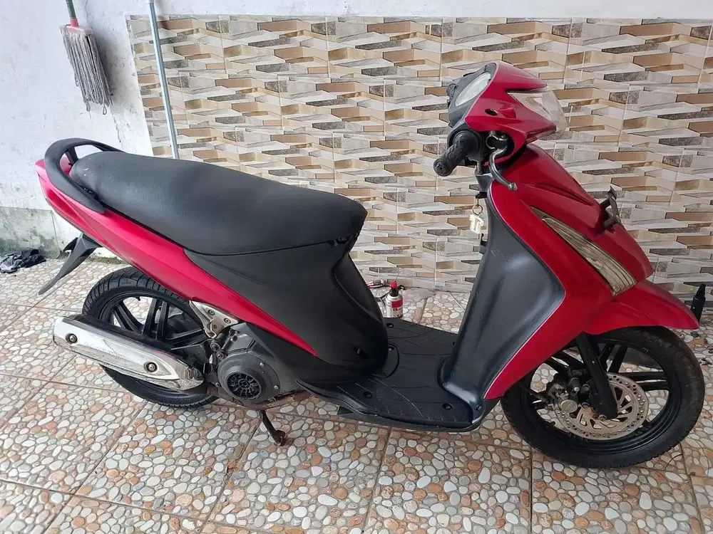 Suzuki Spin 125 tahun 2011