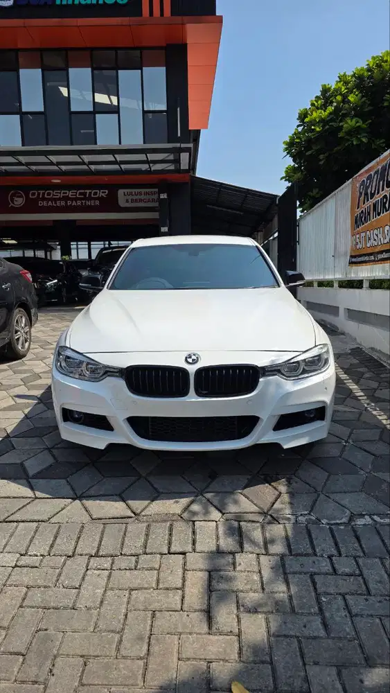 BMW 320i 2016 Bensin