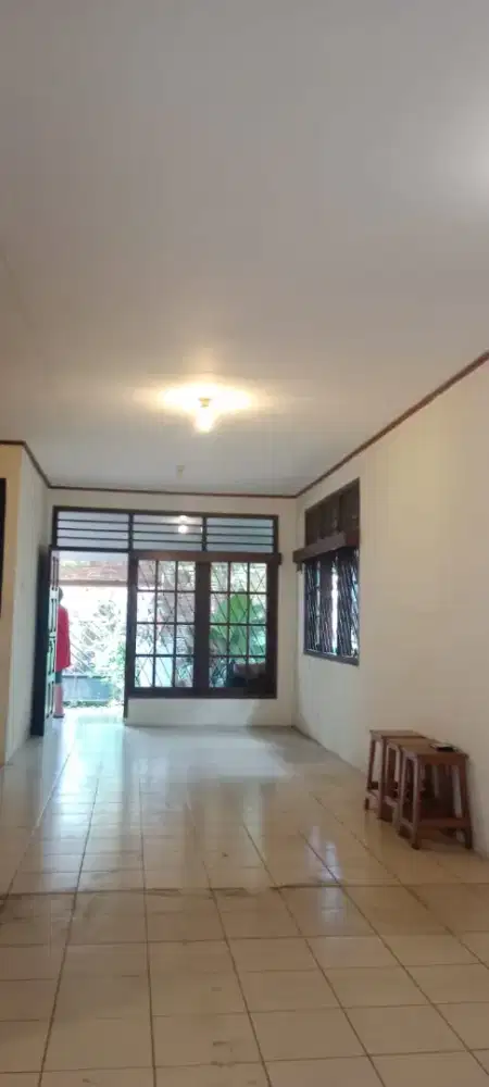 Rumah dijual Pamulang, jual murah banget, banting harga