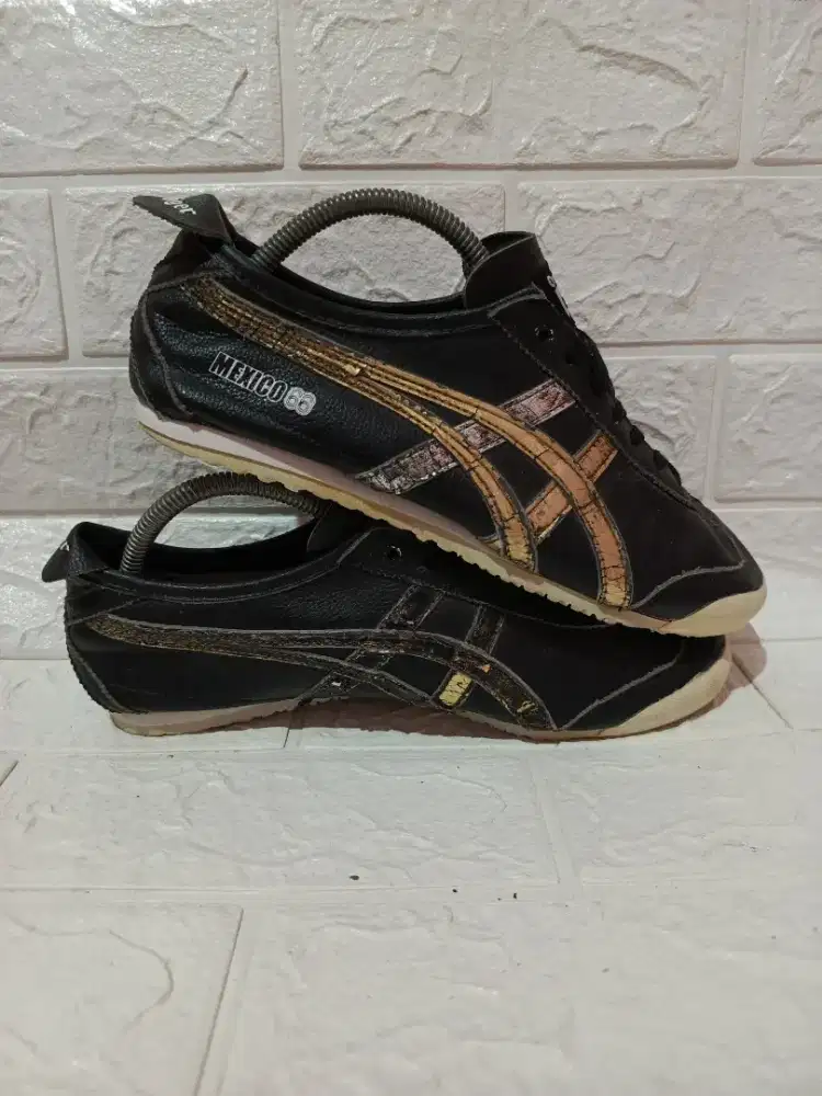 Onitsuka Tiger Mexico 66 black gold