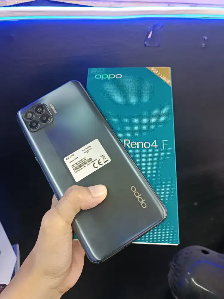 Reno 4f 8/128 seken