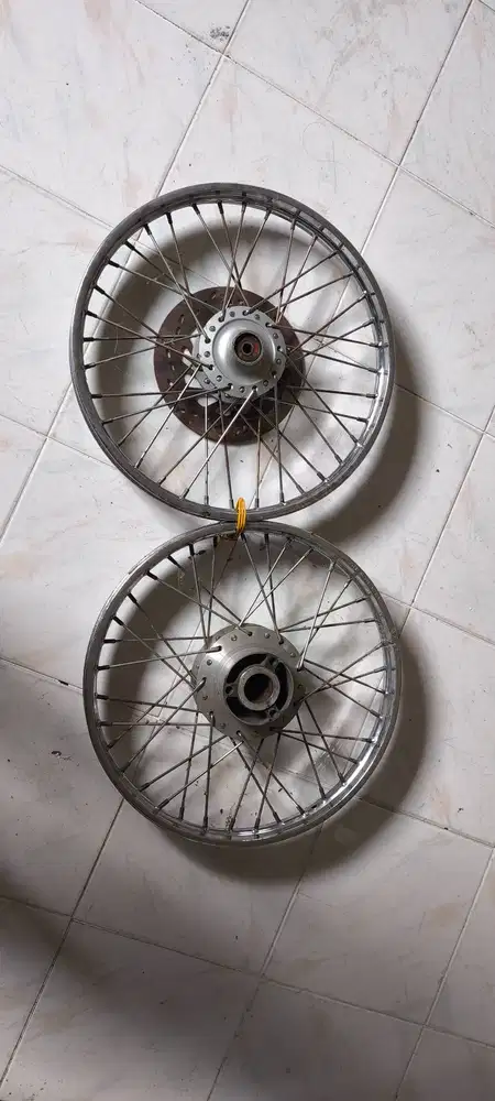 VELG STD JARI JARI SATRIA FU