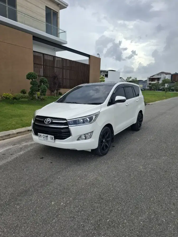 Innova reborn v diesel matic 2020