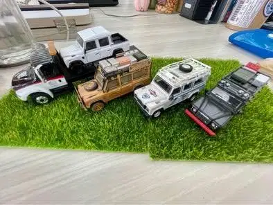 Die Cast 1/64 Land Rover Defender series