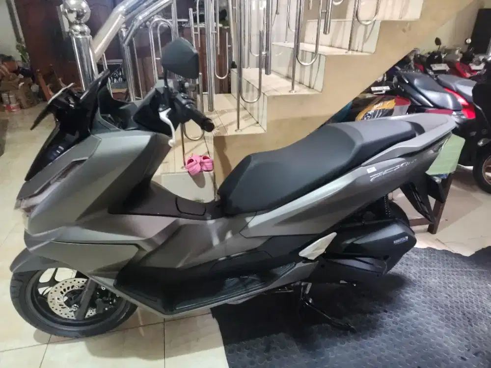 Pcx 160 grey 2025 low km Gbm bisa tunai atau kredit
