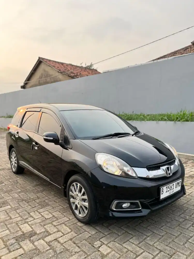 Mobilio e Prestige 2014 AT