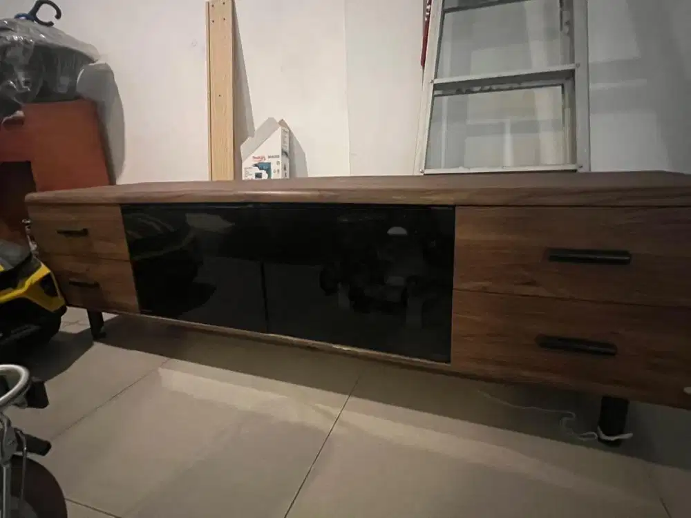 meja tv merk informa