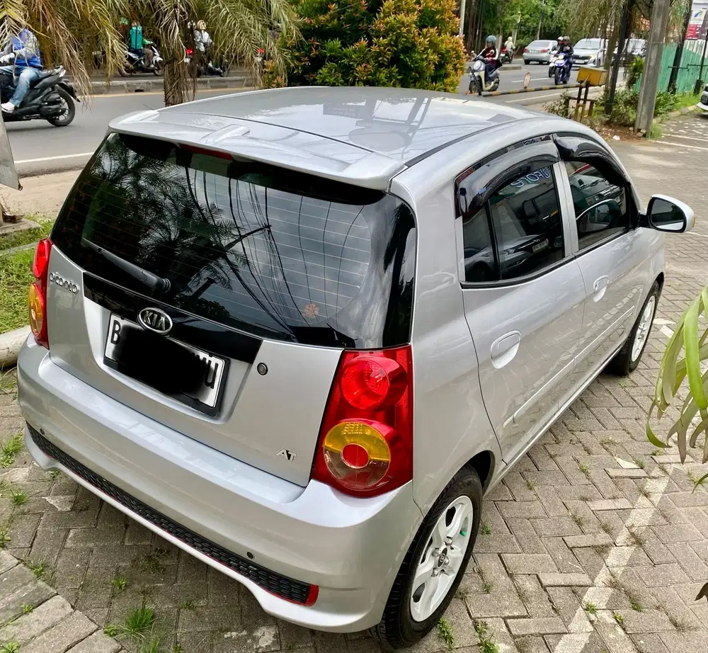 Kia New Picanto SE Cosmo 2010 Odo 30rb AT