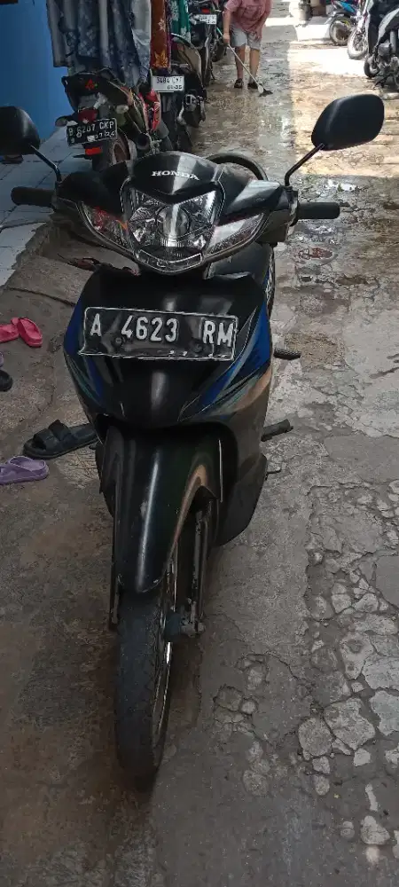 revo tahun 2012