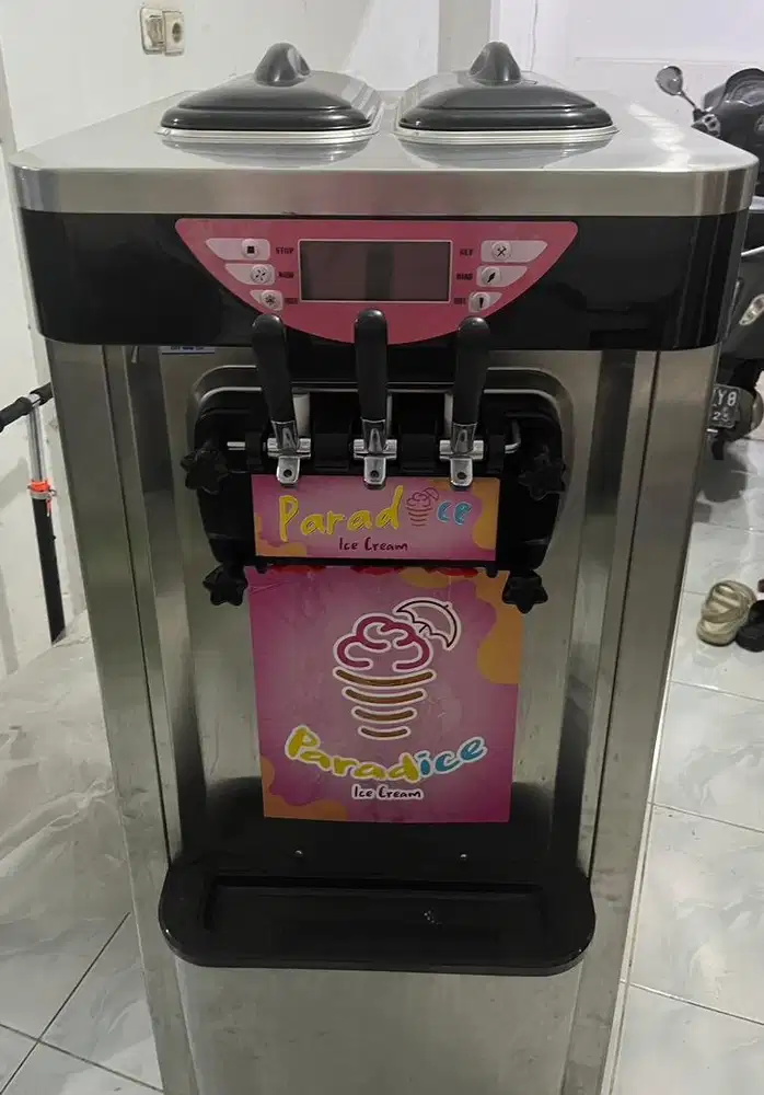 Dijual mesin ice cream 3 tuas 8jt