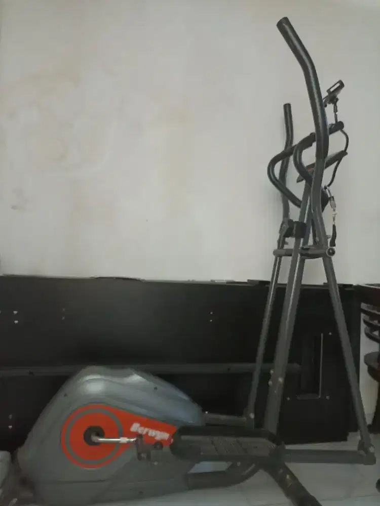 Dijual sepeda fitness