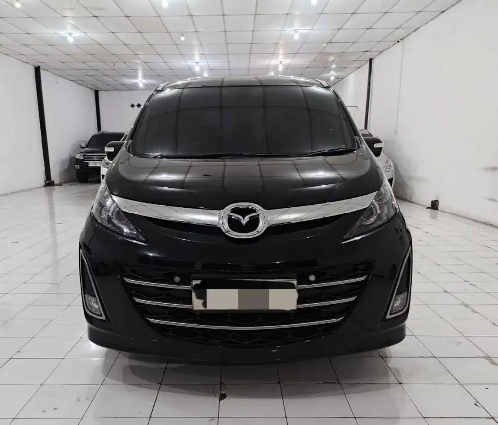 Mazda Biante 2.0 bensin At 2013 Hitam Murah saja