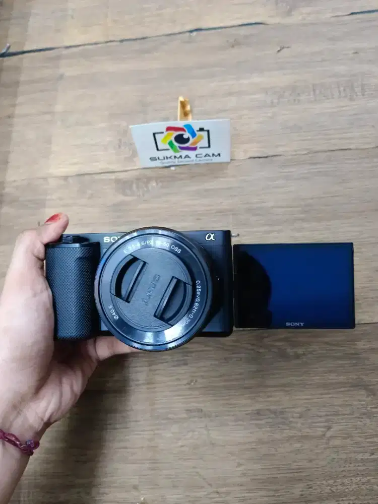 SONY ZVE10 LENSA KIT 4K VIDEO