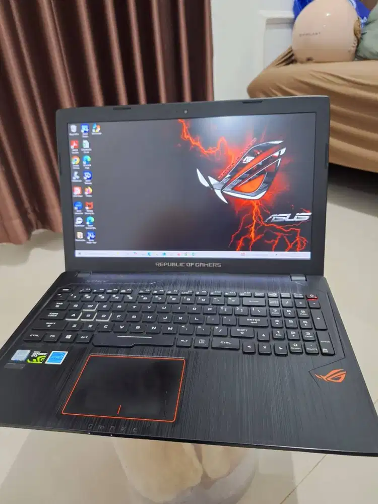 LAPTOP ASUS ROG GL553VD