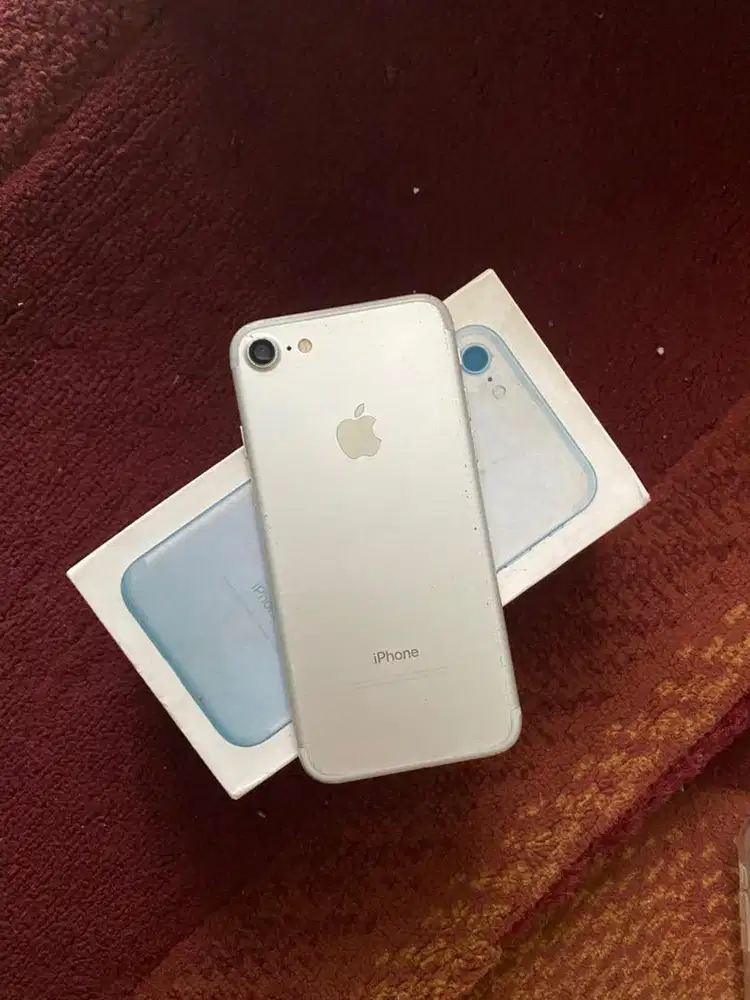 iphone 7 128gb fullset siap pake murce
