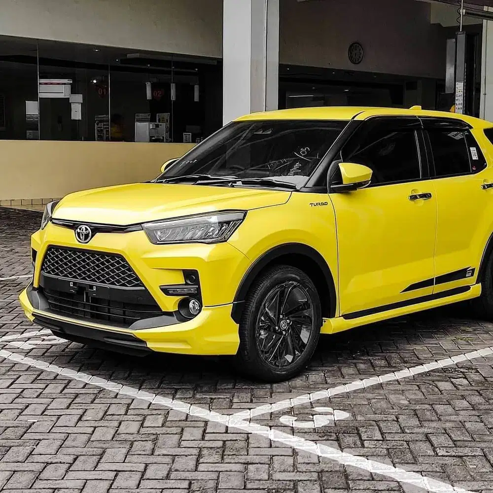 TOYOTA RAIZE dua ratus jutaan