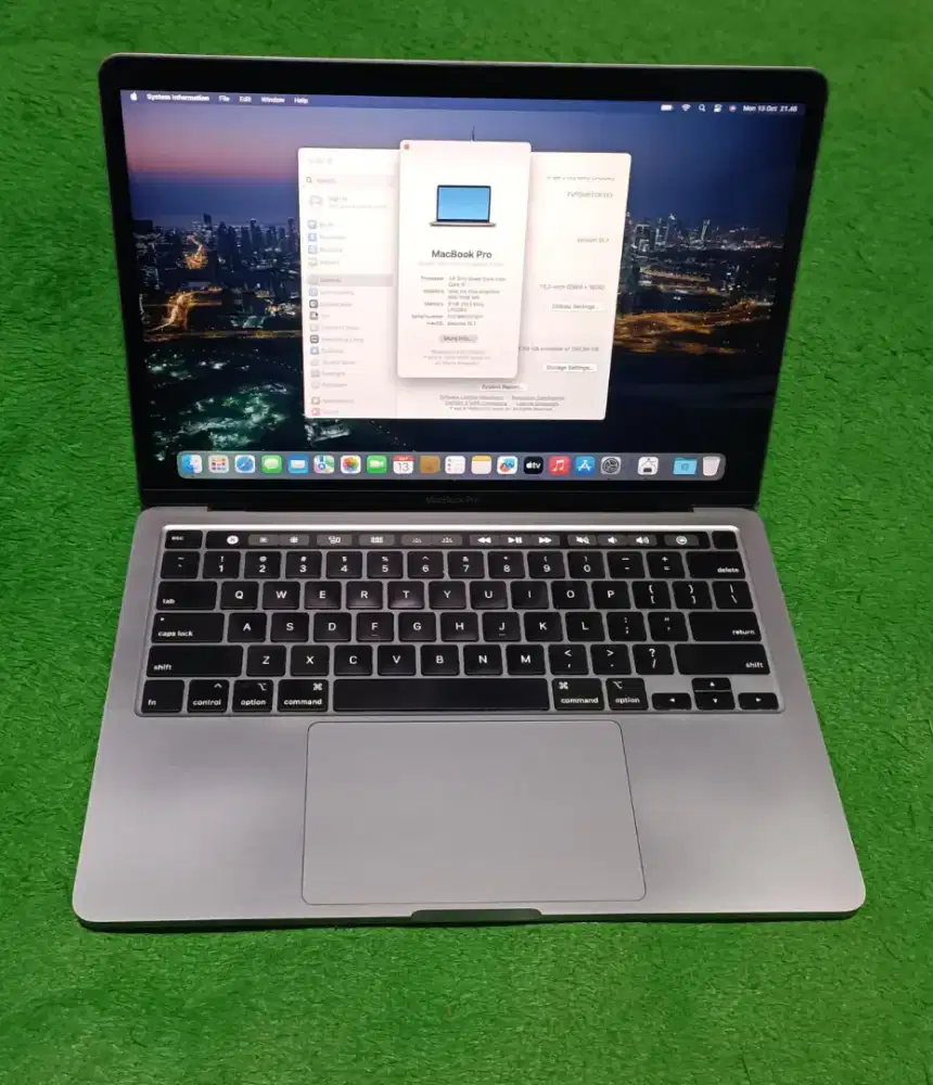 Apple Macbook Pro 2020 Intel i5 8/256 Grey mulus murah