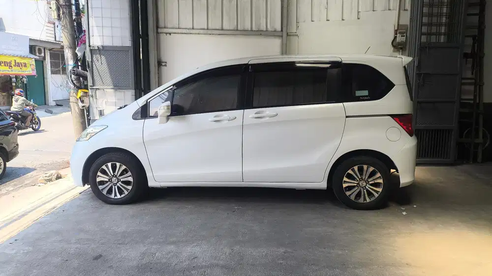 Honda Freed 1.5 AT PSD 2013