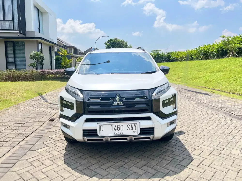 JUAL CEPAT ALL NEW Xpander Cross 2023 Matic – Mulus Full Ori.