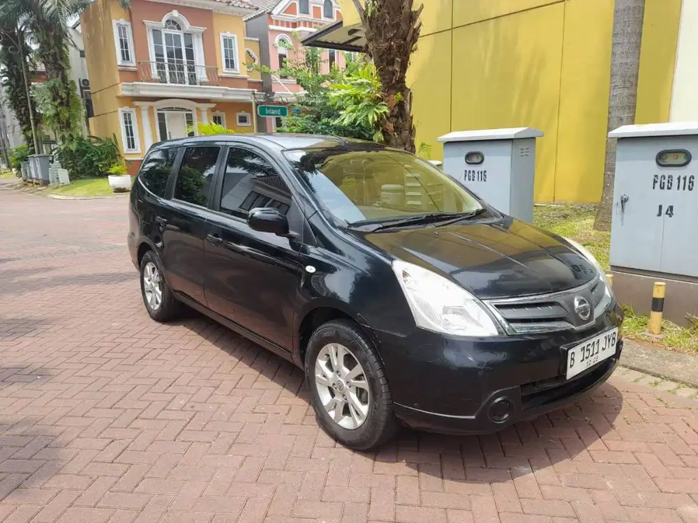 Nissan Grand Livina