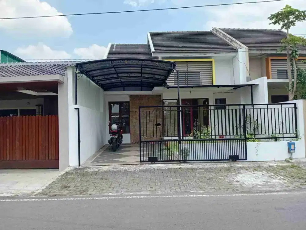 RUMAH MINIMALIS TENGAH KOTA JALAN INDRAGIRI PURWANTORO MALANG