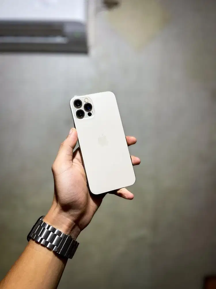 CEPAT! iPhone 12 Pro 128GB fullset MULUS!