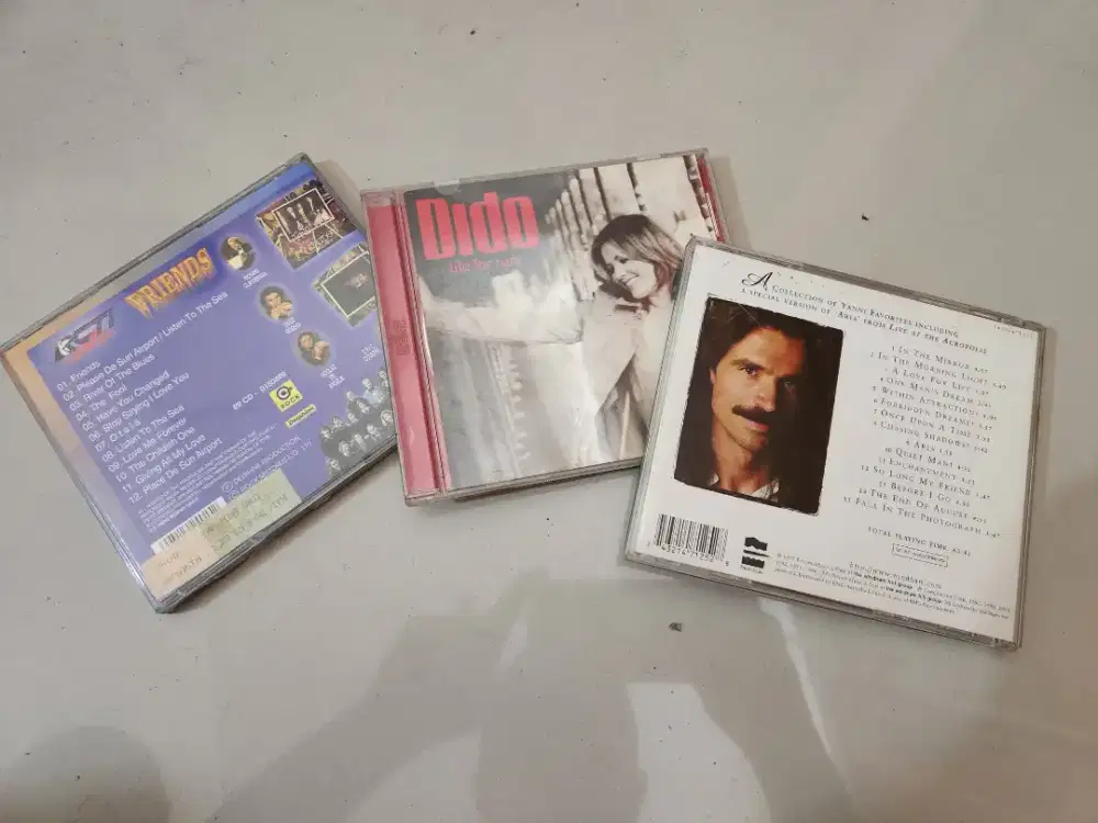 compact disc original ada banyak sampai ratusan
