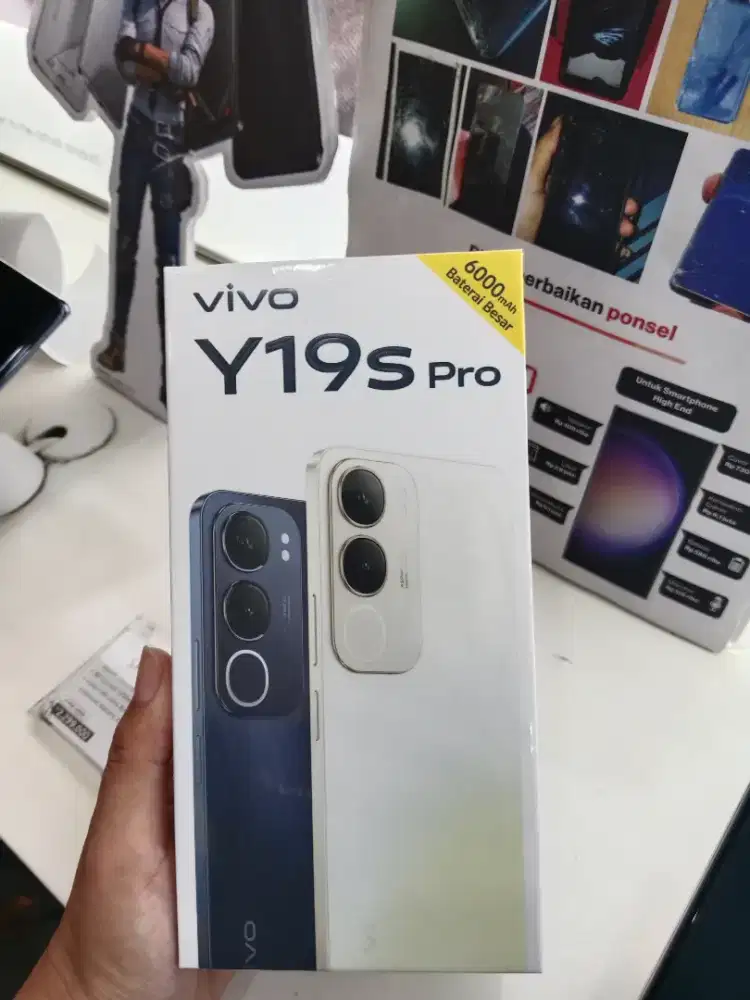 Kredit syarat pakai KTP aja.
