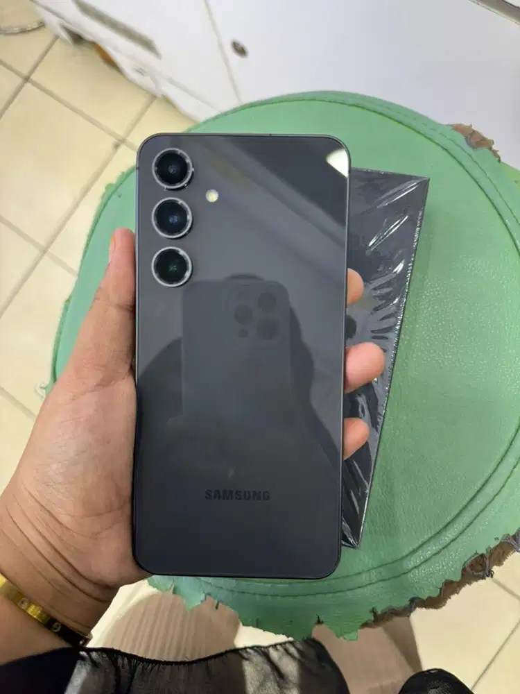 Samsung S24Fe 8/256 Garansi Panjang