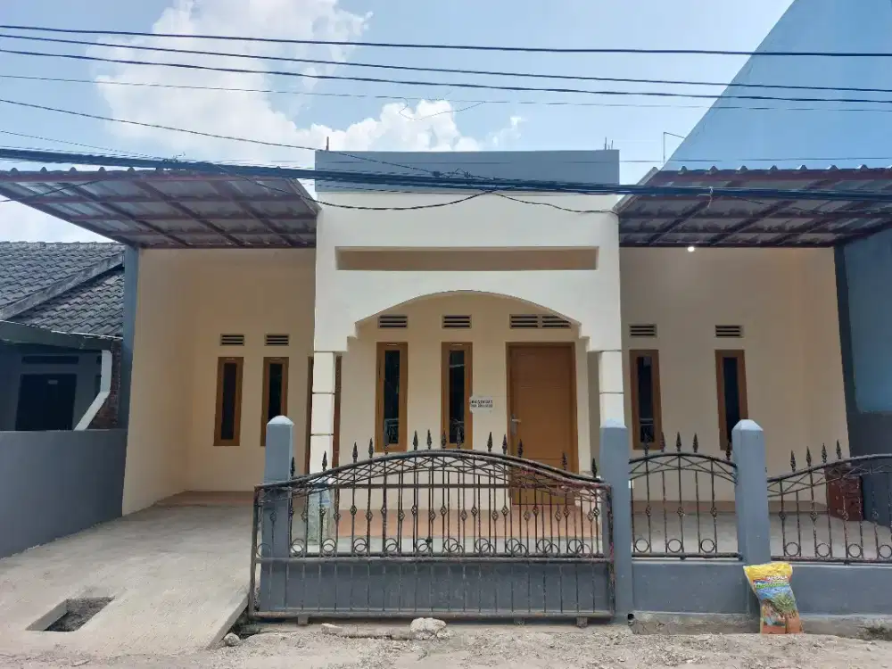 Dikontrakan per Tahun. Baru di renovasi