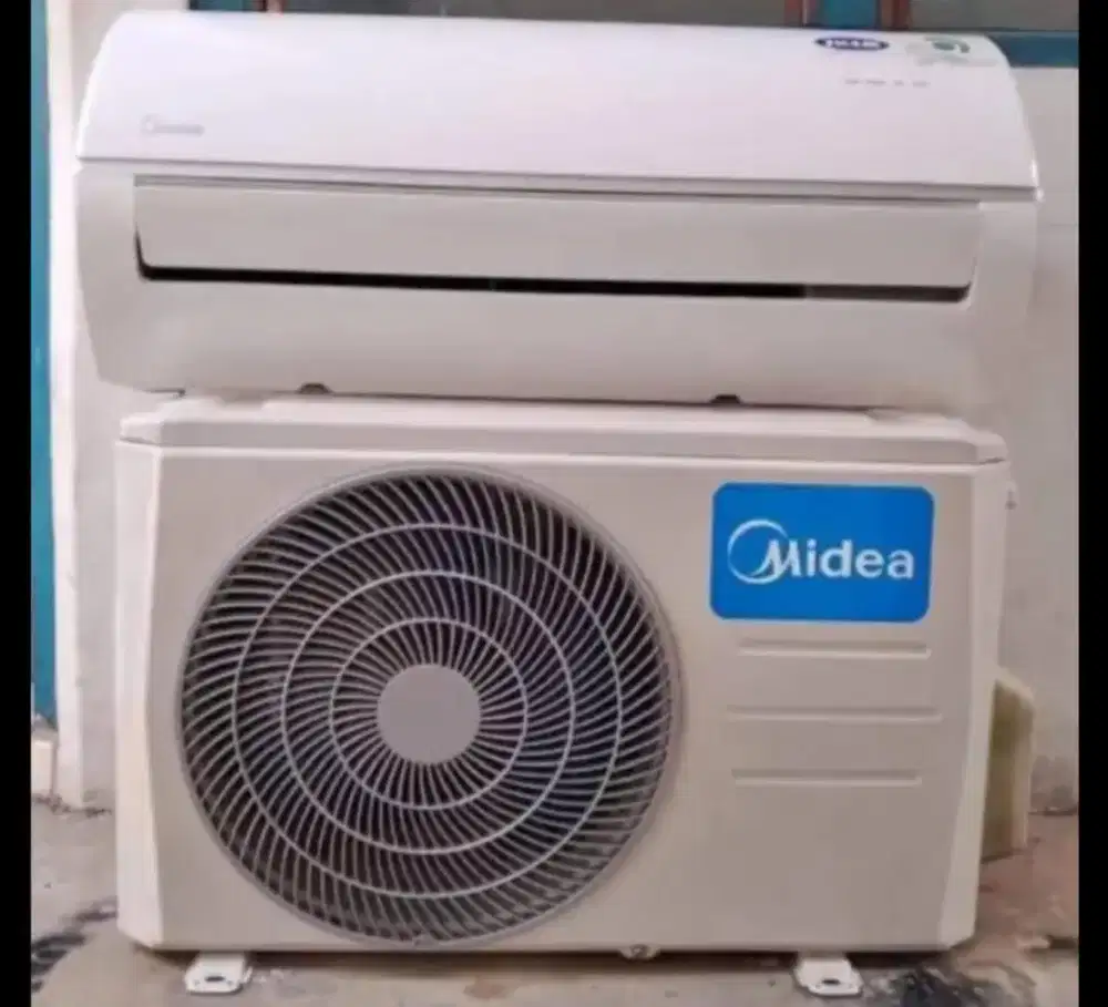 Jual ac midea r 410 1/2 pk lowwat 350 watt kondisi 95% ori semua