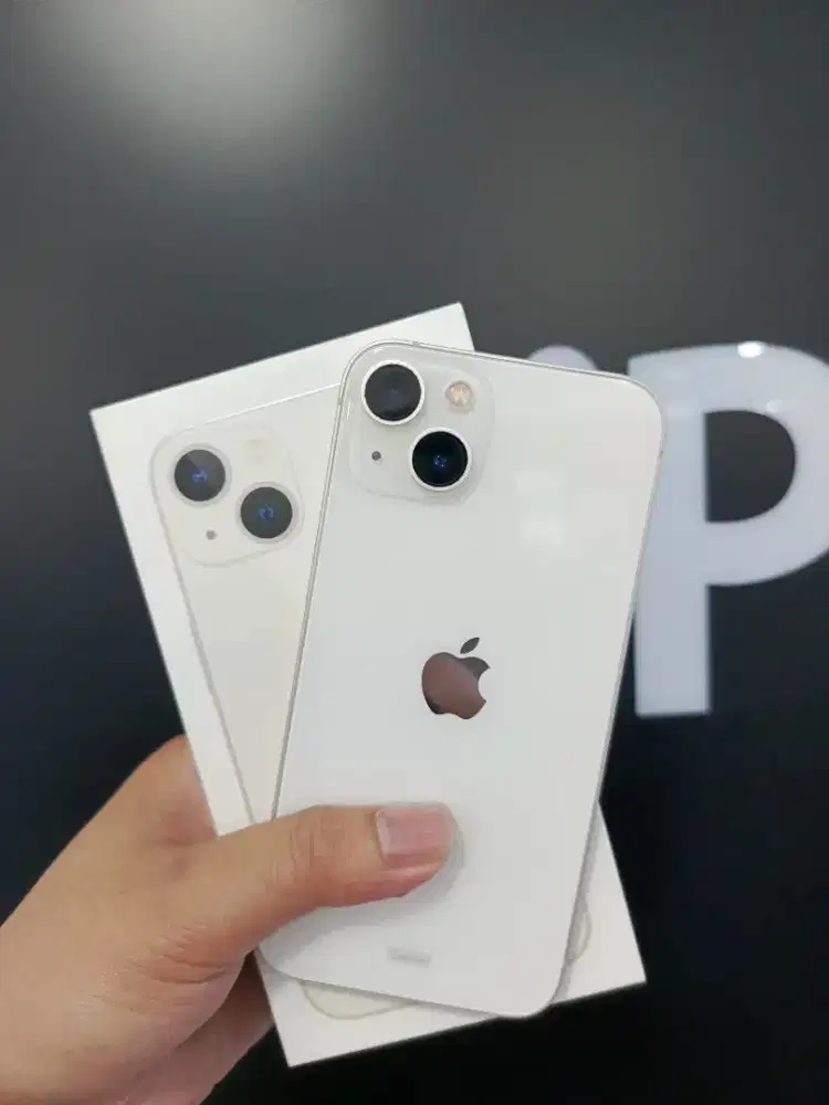 iPhone 13 128 white iBox