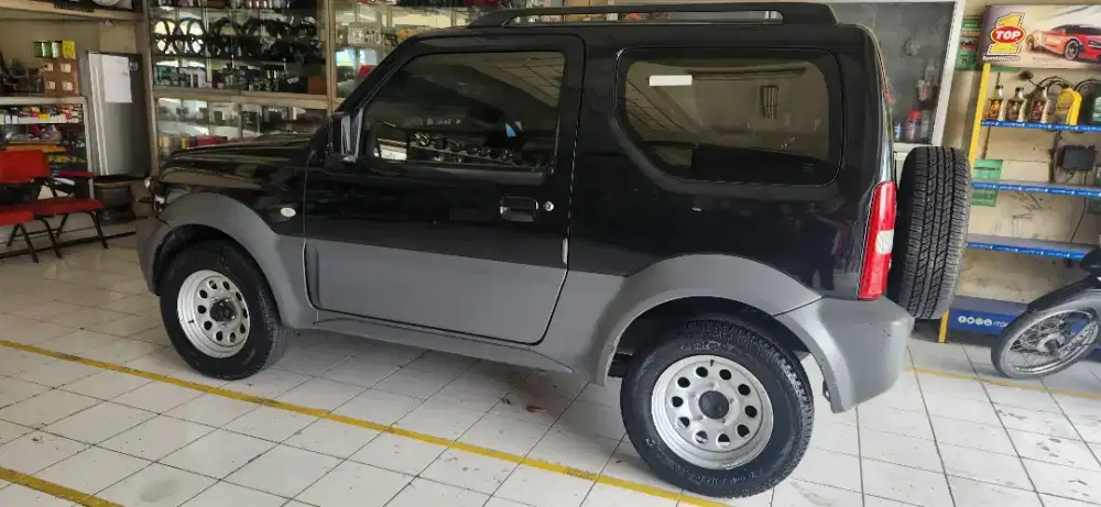 Suzuki Jimny JB43 Barang kolektor, hanya 88 unit  se Indonesia