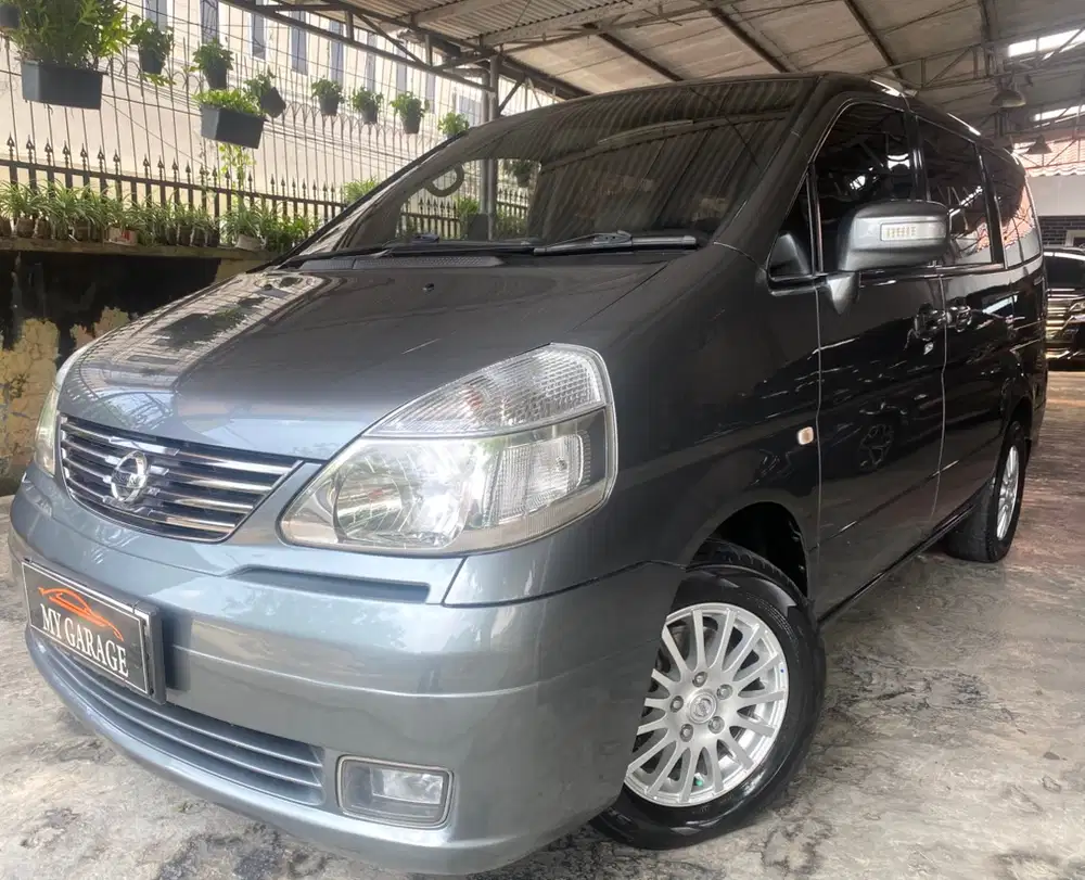 Nissan Serena 2010 Bensin