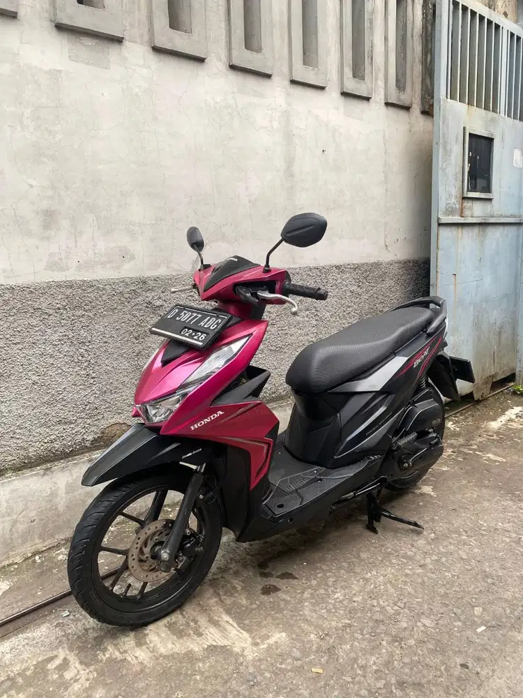 Beat Deluxe ISS Magenta 2021