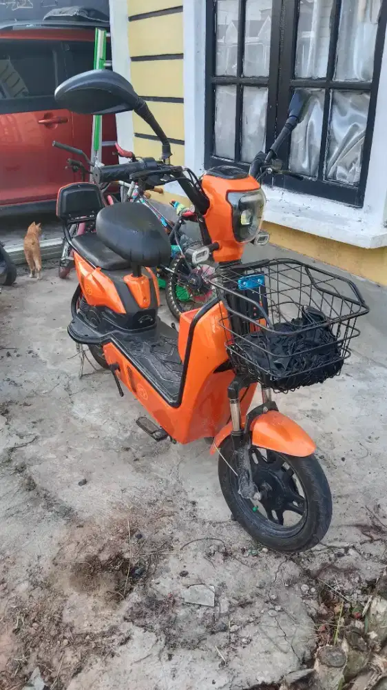 Sepeda listrik merk KY