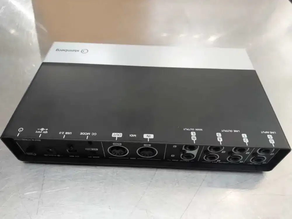Soundcard Steinberg UR44