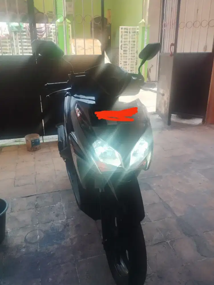 Dijual Vario 125 Putih