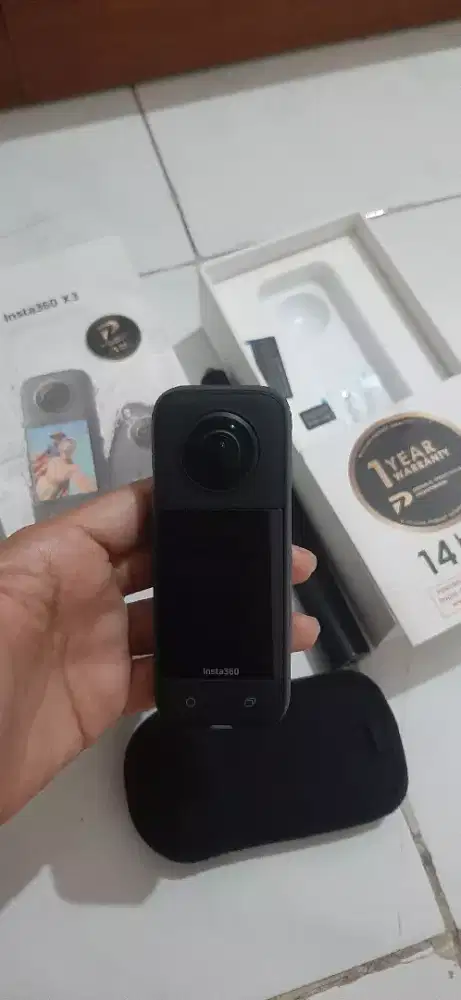 Di jual Instan360 x3