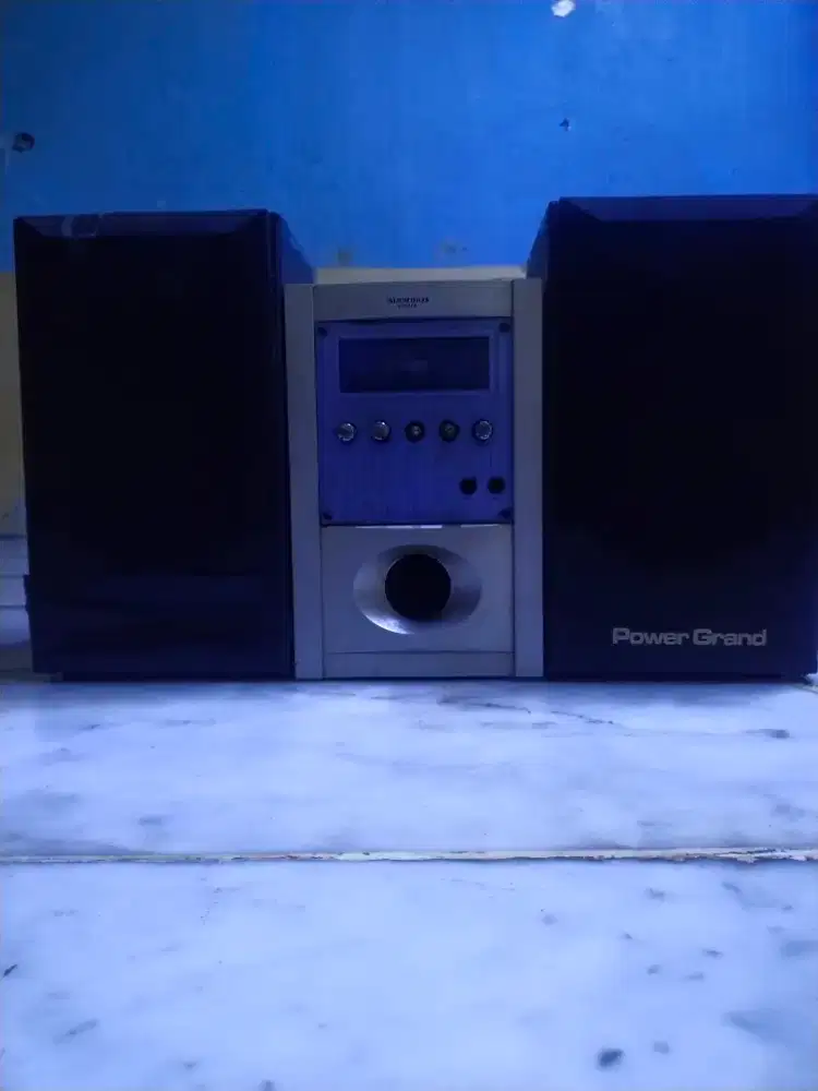Salon speaker aktif