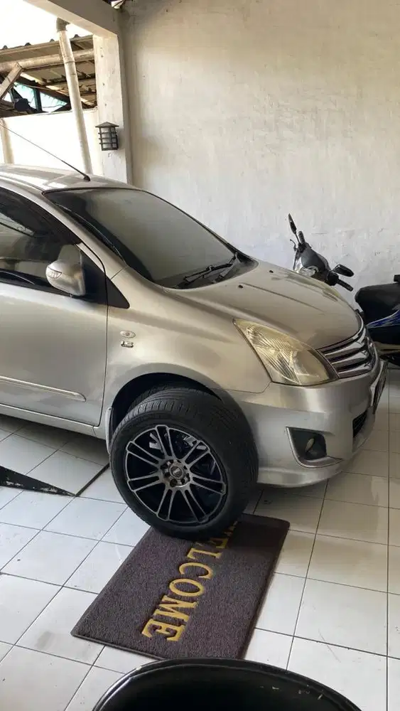 Velg Racing R17 Livina Avanza Jazz Yaris vios Brio Xenia