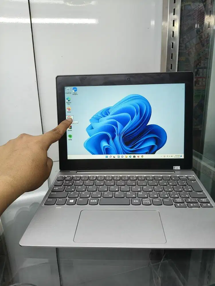BANTING HARGA LAPTOP LENOVO BISA BUAT TABLET MULAI 2 JUTA AN SAJA