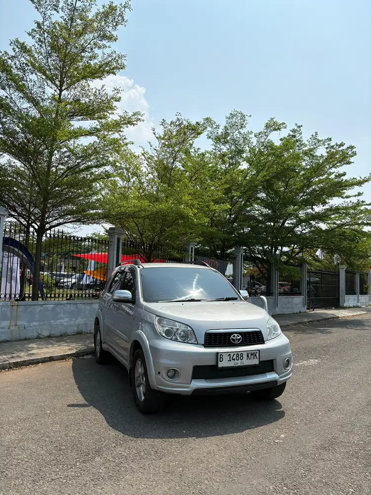 Toyota Rush 2012 Bensin