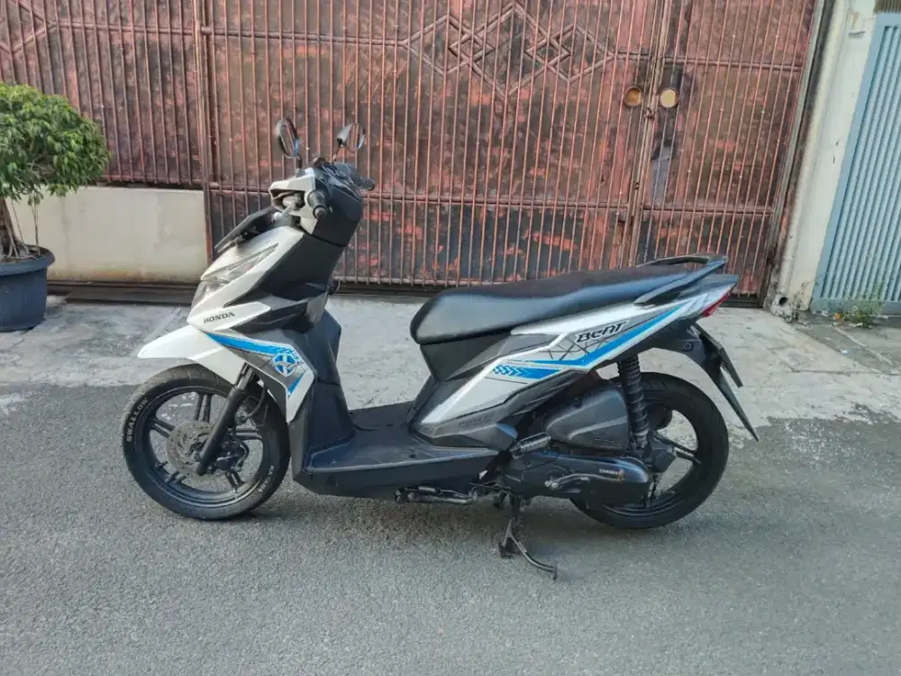 Honda Beat f1 tahun 2016 mesin cvt halus siap pakai